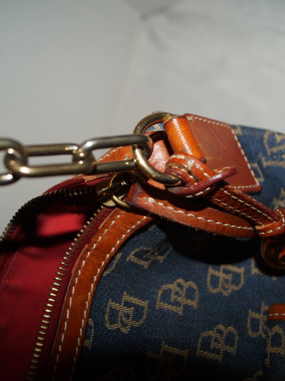 Dooney & Bourke Denim Handbag Blue Brown Leather Large Purse Monogram Medallion - Picture 12 of 12